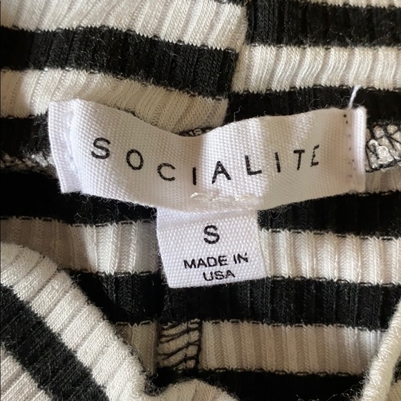 Socialite sleeveless dress - Picture 4 of 8